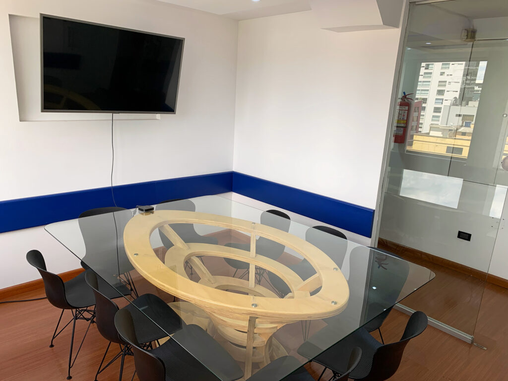 Sala de reuniones quito en la Av. Shyris sector empresarial